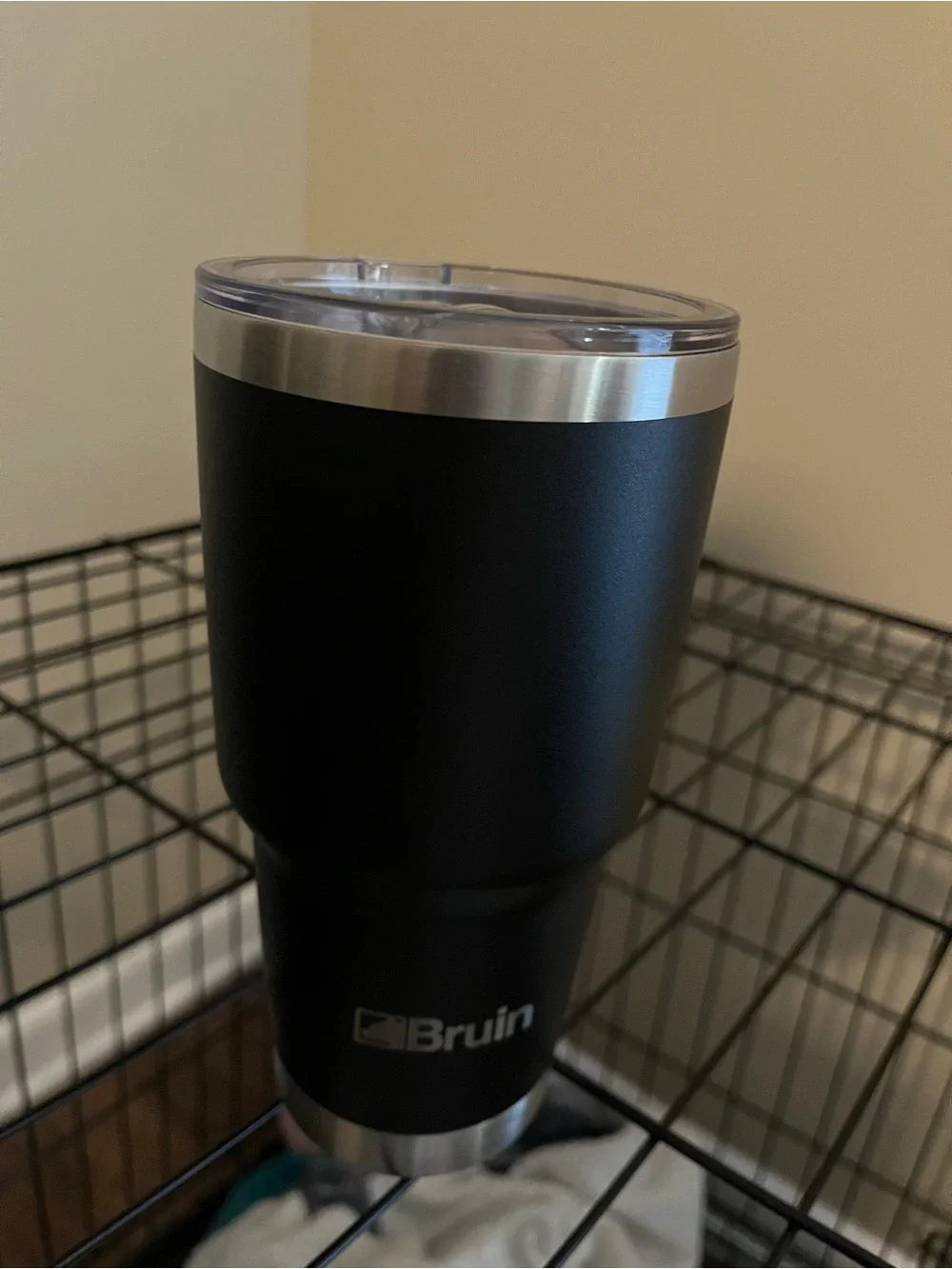 UIN 30 oz Tumbler - black